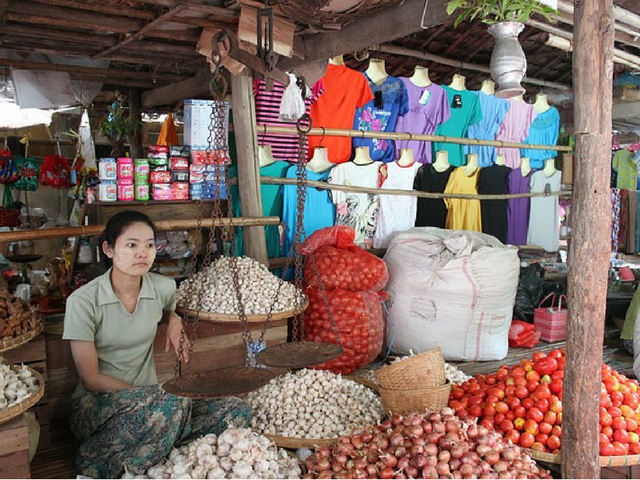 Bagan,local market